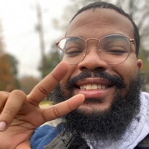 Meet your Posher, Devin